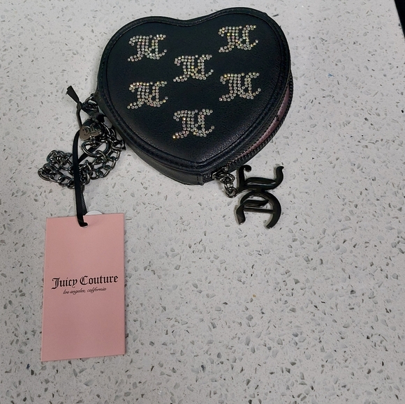 Juicy Couture Handbags - Juicy Couture Taking The Lead heart 💕 zip around NWT